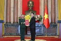 Phó chủ nhiệm Tổng cục Chính trị Lê Quang Minh được thăng quân hàm Thượng tướng