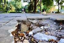 Công viên Nghĩa Đô, Cầu Giấy nhếch nhác, bốc mùi