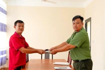 Chủ tạp hóa 3 lần nhận chuyển nhầm tiền và cái kết ấm lòng