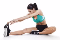 Tập căng cơ, phục hồi tránh đau xương khớp khi thay đổi thời tiết