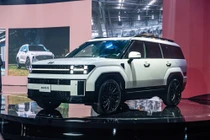 Lý do Hyundai SantaFe 2024 mới ra mắt Việt Nam đã liên tục loạn giá