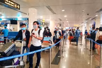 Giá vé máy bay dịp lễ 30/4 đến các điểm du lịch “hạ nhiệt” mạnh