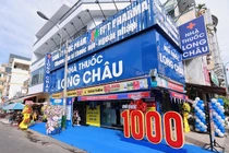 Bán thuốc thăng hoa, chuỗi nhà thuốc Long Châu làm ăn thế nào?