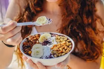 Bổ sung canxi trong giai đoạn mãn kinh