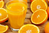 Người bệnh sốt xuất huyết cần bù nước và ăn đồ mềm 