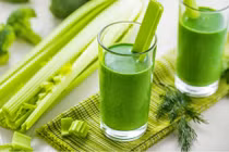 Đau dạ dày nghiêm trọng vì detox ép cân