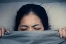 Hay gặp ác mộng, dấu hiệu ban đầu bệnh sa sút trí tuệ