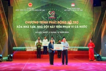 Agribank ủng hộ 100 tỷ đồng chương trình xóa nhà tạm trên cả nước