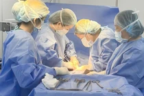 Người phụ nữ 42 tuổi mới phát hiện có hai cơ quan sinh sản