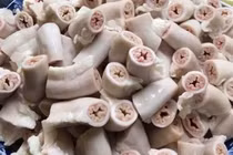 Ai nên hạn chế ăn "món khoái khẩu" lòng lợn?