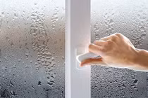 Thời tiết nồm ẩm dễ gây những bệnh da liễu nào?