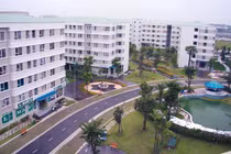 'Bỏ cuộc' mua nhà xã hội ở Hà Nội vì phải nhập hộ khẩu