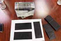 Vận chuyển trái phép tiền tệ đối mặt hình phạt nào?