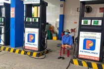 121 cửa hàng ở TPHCM thiếu xăng