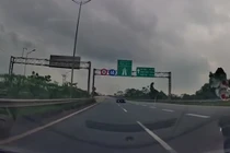 Tài xế đi ngược chiều cao tốc: Phạt tiền, tước bằng lái
