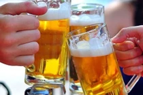 Hóa ra bia giữ lạnh được lâu nhờ thứ không ngờ này