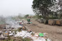Tràn lan rác thải ô nhiễm vùng ven đô Hà Nội 