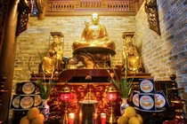 Tượng "Phật ngồi lưng Vua" độc đáo nhất Việt Nam