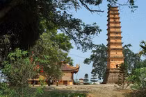 Kiến trúc độc đáo tháp Bình Sơn