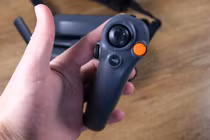 Flycam DJI Avata 2 - rẻ nhưng khó dùng 