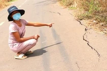 Đồng Nai: Mặt đường lún, nứt toác sau 2 năm sử dụng
