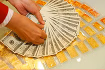 USD biến động, vàng tăng kỷ lục... đầu cơ có rủi ro? 