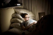 Bí quyết chăm sóc da cho người thức khuya