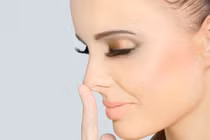 Mẹo phục hồi nhanh sau phẫu thuật nâng mũi 