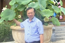 Nhà khoa học của những giống hoa tiền tỷ 