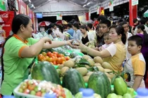 Nhiều địa phương tổ chức tháng khuyến mại, giảm giá đến 100%