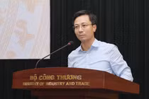 Bắt tạm giam Phó Cục trưởng Cục Xúc tiến Thương mại Trần Duy Đông 