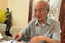 Bài toán xây dựng đô thị hai bên bờ sông Hồng