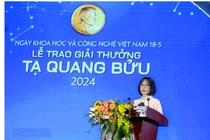 TS Nguyễn Thị Kim Thanh: Tình yêu Vật lý “khác” từ giải Tạ Quang Bửu