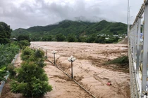 Mưa lớn trên diện rộng, nhiều khu vực tại Sơn La ngập sâu