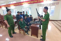  Bắt giữ 7 đối tượng ở Đắk Lắk mang súng tự chế vào rừng săn bắn 