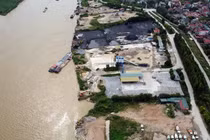 Bắc Ninh: Bến bãi "băm nát" bờ sông Đuống