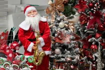 Không khí chào đón Noel đã rộn ràng trong khu phố cổ Hà Nội