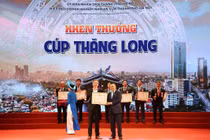 Tập đoàn BRG vinh dự nhận Cúp Thăng Long 2022 ghi nhận những đóng góp tích cực cho sự phát triển của Thủ đô