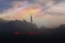 'Gậy như ý' bí ẩn xuất hiện trên bầu trời, chuyên gia lý giải sao? 