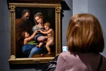 AI phát hiện sốc về bức tranh huyền thoại Madonna della Rosa