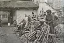 Tết Hà Nội cách đây 100 năm qua bộ ảnh "chất hơn nước cất" 