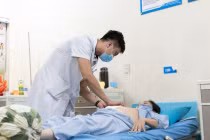 Người phụ nữ cùng lúc mắc 3 loại ung thư