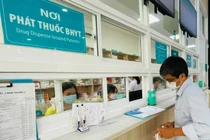 Đề xuất người bệnh mua thuốc ngoài viện sẽ được Bảo hiểm y tế thanh toán