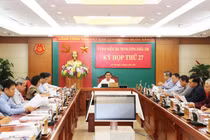 Cảnh cáo Chánh án TAND tỉnh Đắk Nông