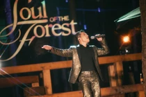 Thanh Hà & Quốc Thiên ngọt ngào trong đêm nhạc “Tháng năm bên nhau”