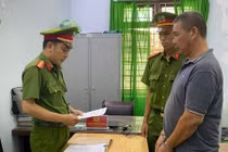 Bắt giam người đàn ông lừa xin việc, chạy xin đất tái định cư