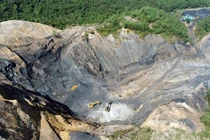 Hòa Bình: Mỏ than Mường Vọ hoạt động bất chấp lệnh đóng cửa? 