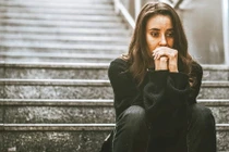 Nhắm mắt lấy chồng… sai một ly đi một dặm