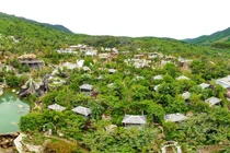 Khu du lịch Núi Thần Tài bị phạt 170 triệu đồng vì xây kè chặn suối