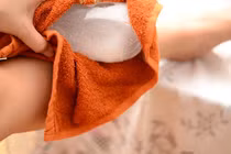 5 cách giảm cơn đau khớp gối 